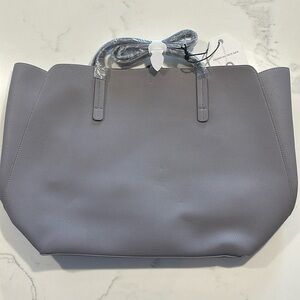 Indigo Essential Tote in Warm Gray